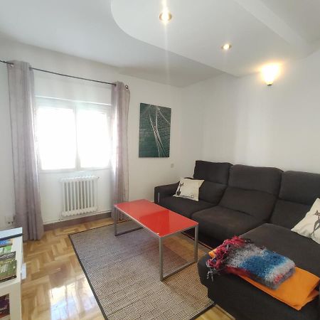 Apartamento Pamplona A 10 Minutos Del Centro エクステリア 写真